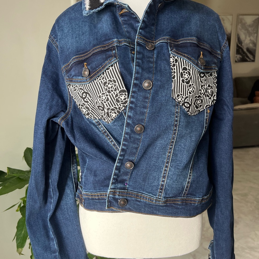 Denim Couture Jacket – Pearl Logo & Luxe Collar Detail - Picture 8 of 12